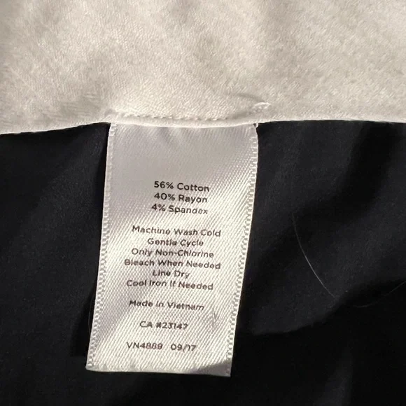 Talbots Blue Hampshire Ankle Pants, Size 8 - Picture 8 of 8